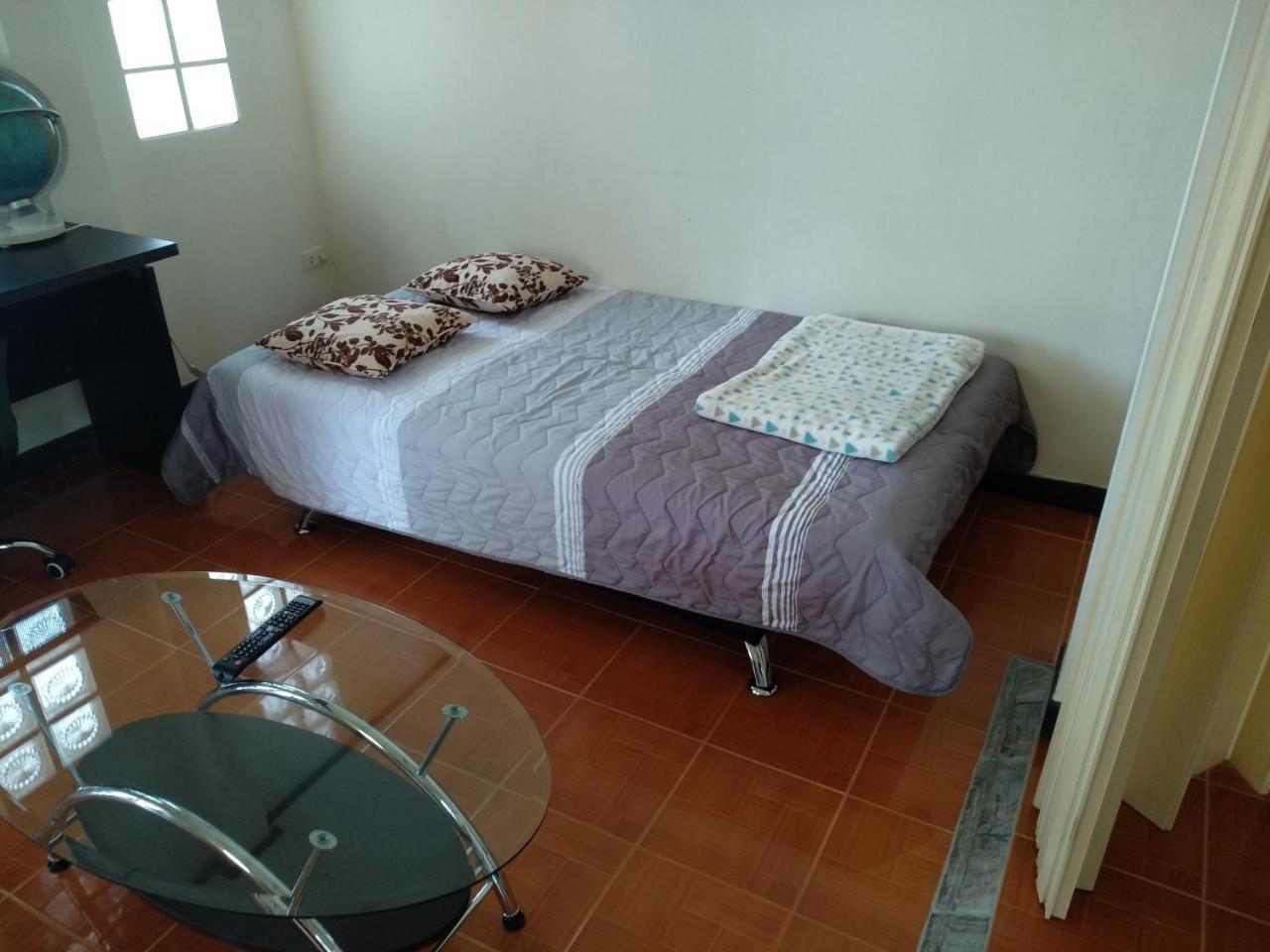 Right On The Beach House Villa Taling Ngam  Exterior photo