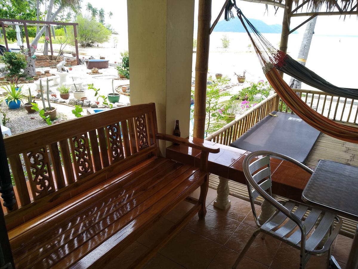 Right On The Beach House Villa Taling Ngam  Exterior photo